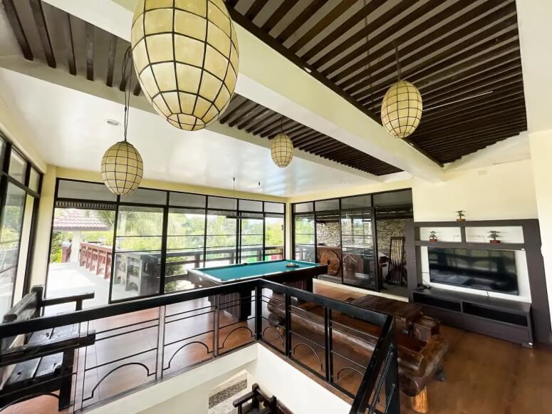 Under 15k - Faustino's Private Rest House - Common Lounge.jpg