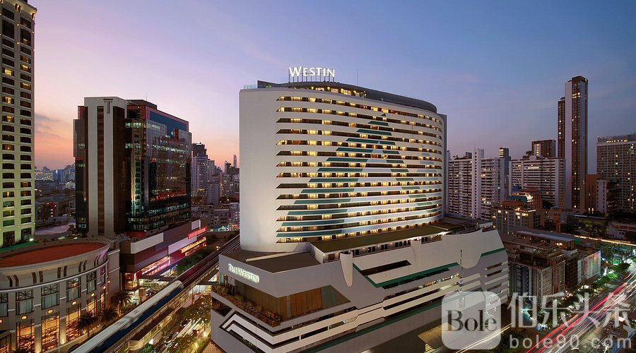 hotel-exterior-shot.jpg